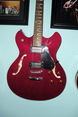 Gibson 335 Style Electric Semi Hollow Body Guitar